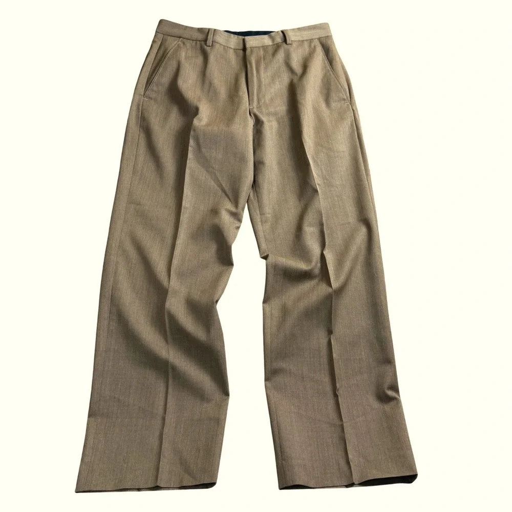 Banana Republic 100 % Wool Dress Pants Men 32x30 Brown Lightweight Relaxed Fit